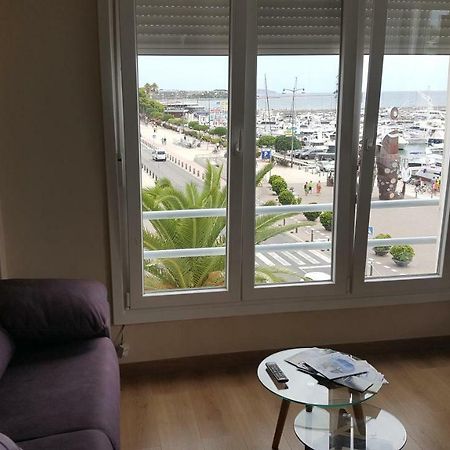 Apartament Marina Port Камбрильс Экстерьер фото